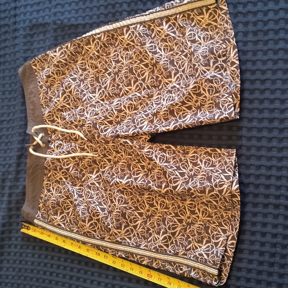 Penguin By Munsingwear Other - Men's Athletic Shorts with Leaf Pattern